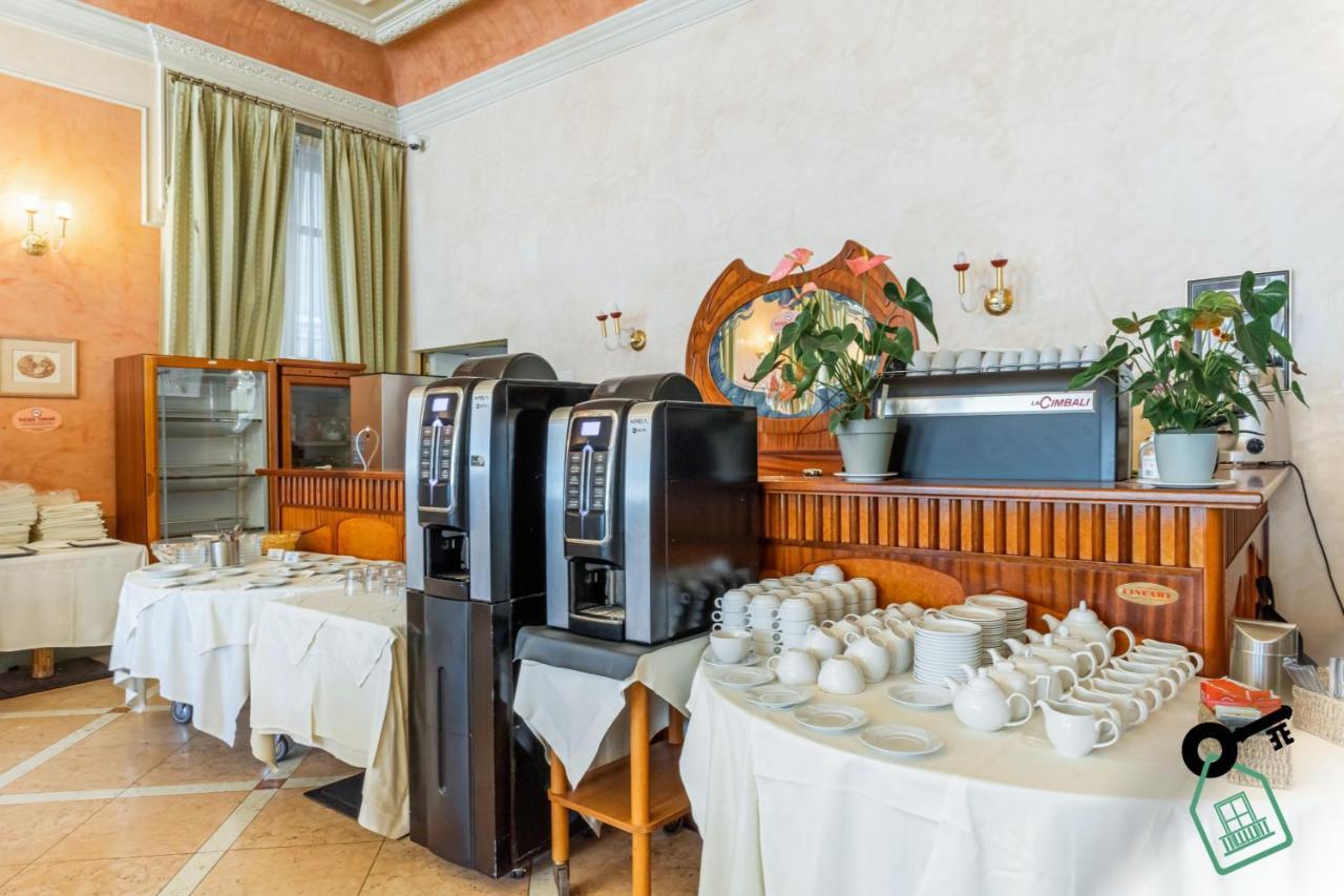 Hotel Rooms Lago Maggiore 韦尔巴尼亚 外观 照片