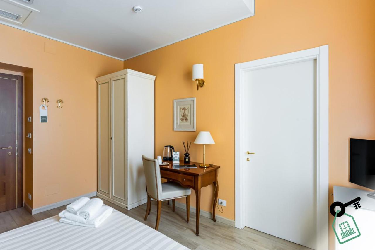 Hotel Rooms Lago Maggiore 韦尔巴尼亚 外观 照片
